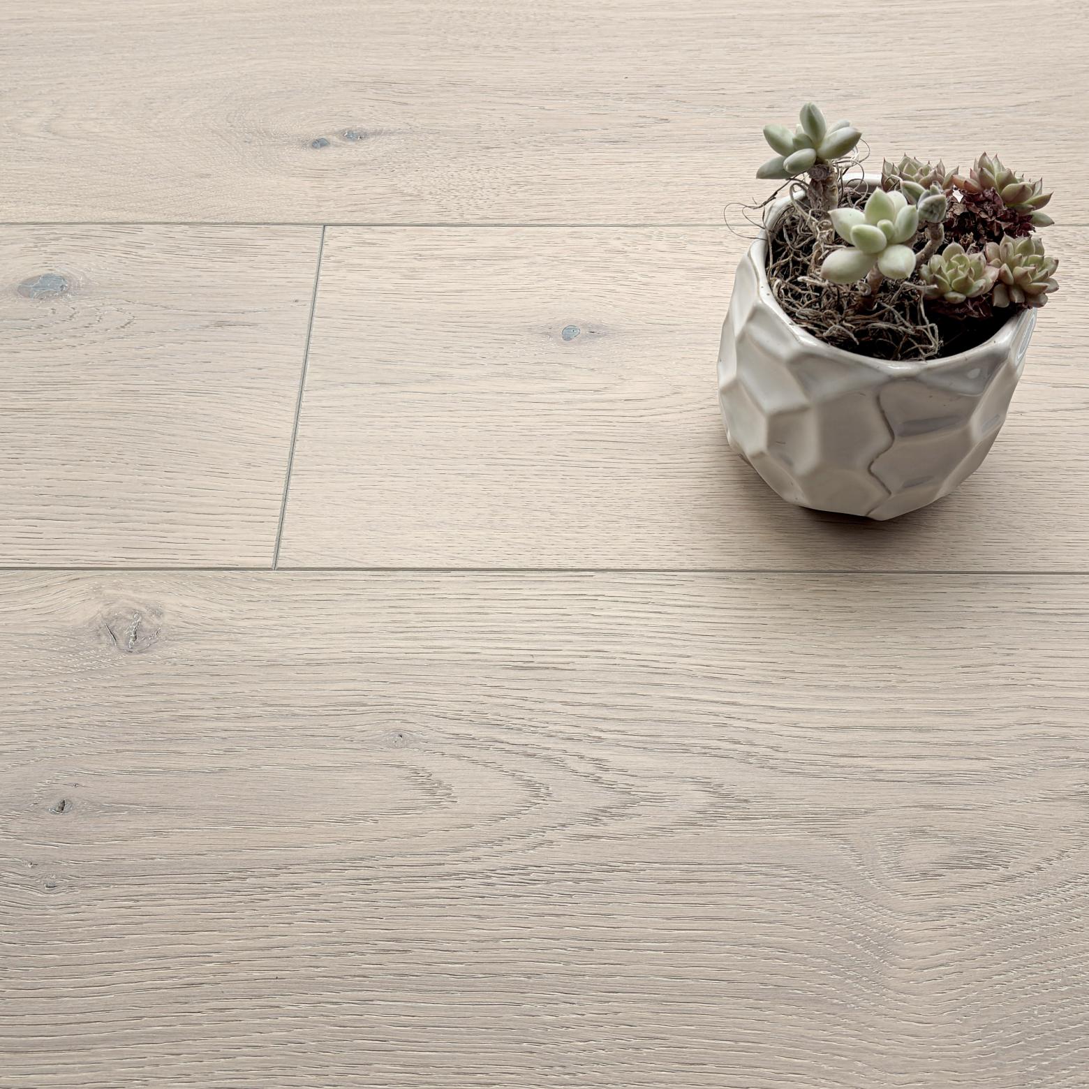 NATURAL EXPRESSIONS COLLECTION - CASUAL WHITE OAK FLOORING - SHOJI